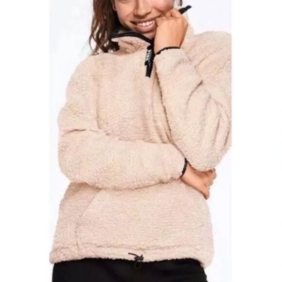 VS PINK | Sherpa - Picture 1 of 9
